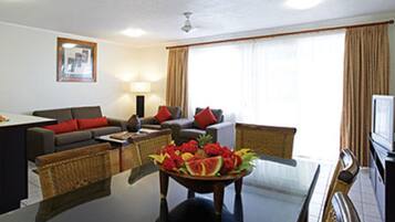 TV, DVD player, table tennis, stereo