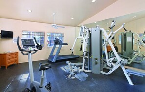 Fitness facility - Yes ... life is this good! (Pinetop)