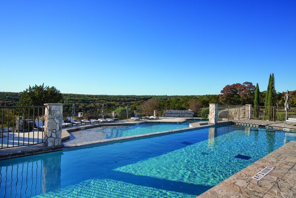 Piscine extérieure