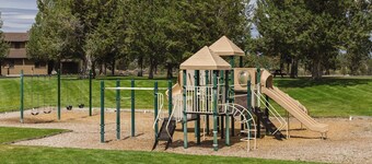 1800 acres with abundant wildlife!