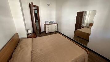 2 chambres, fer et planche Ă  repasser, lit parapluie, Wi-Fi gratuit