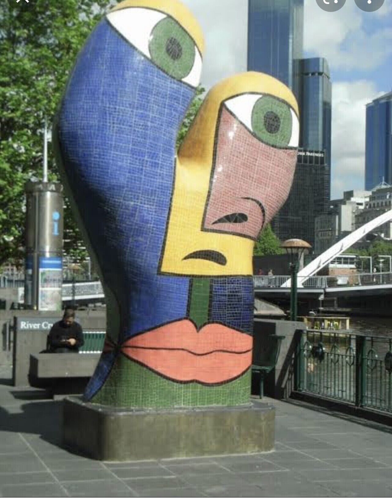 D114 Victorian Home Stay-close to city — image 21