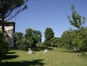 Il giardino di Villa Ghezzi.