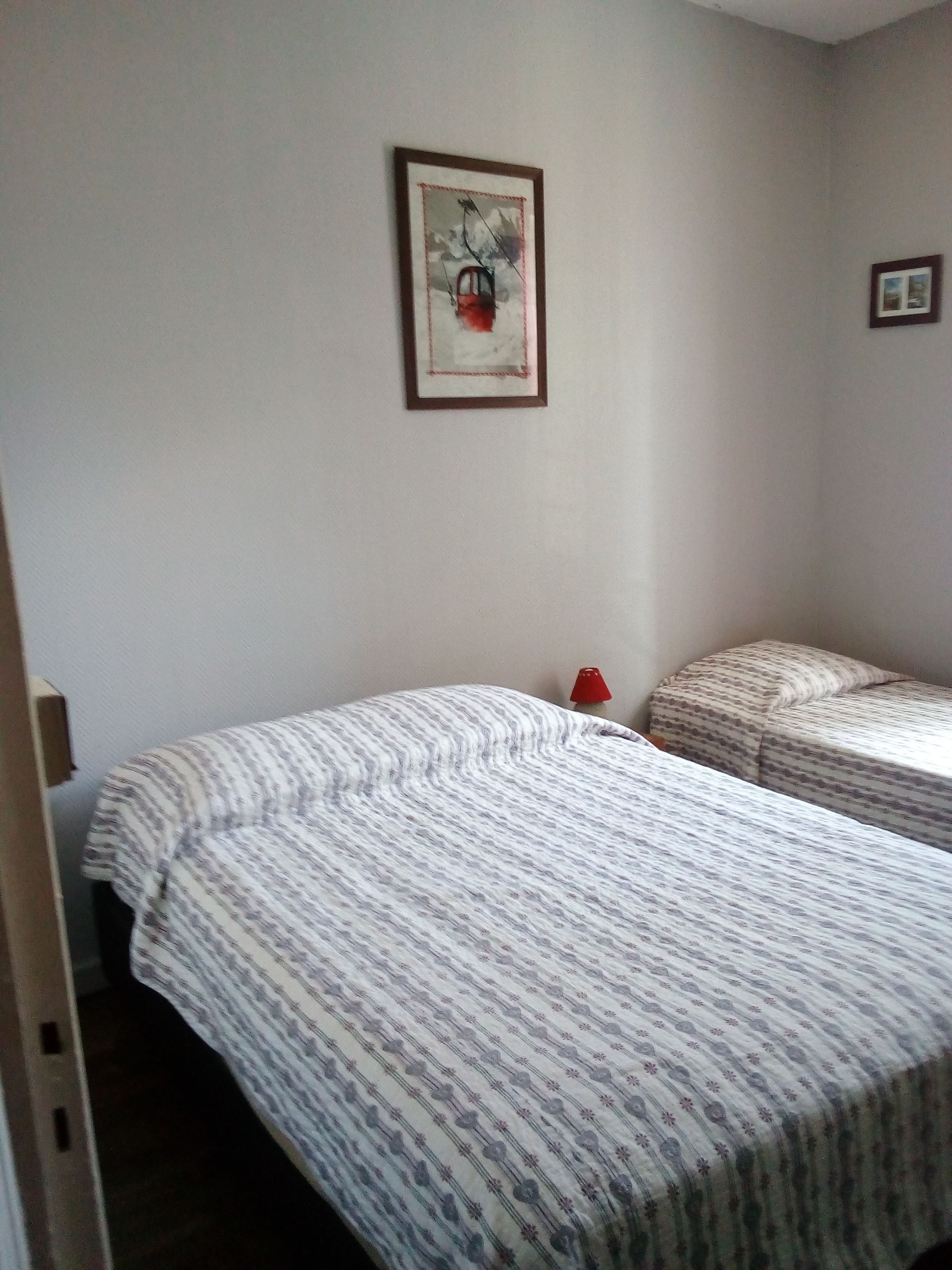 comfort triple room | individually decorated, individually furnished, iron/ironing board