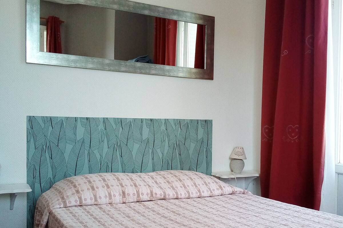 Individually decorated, individually furnished, iron/ironing board