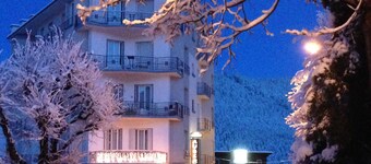Les 4 Montagnes Hotel