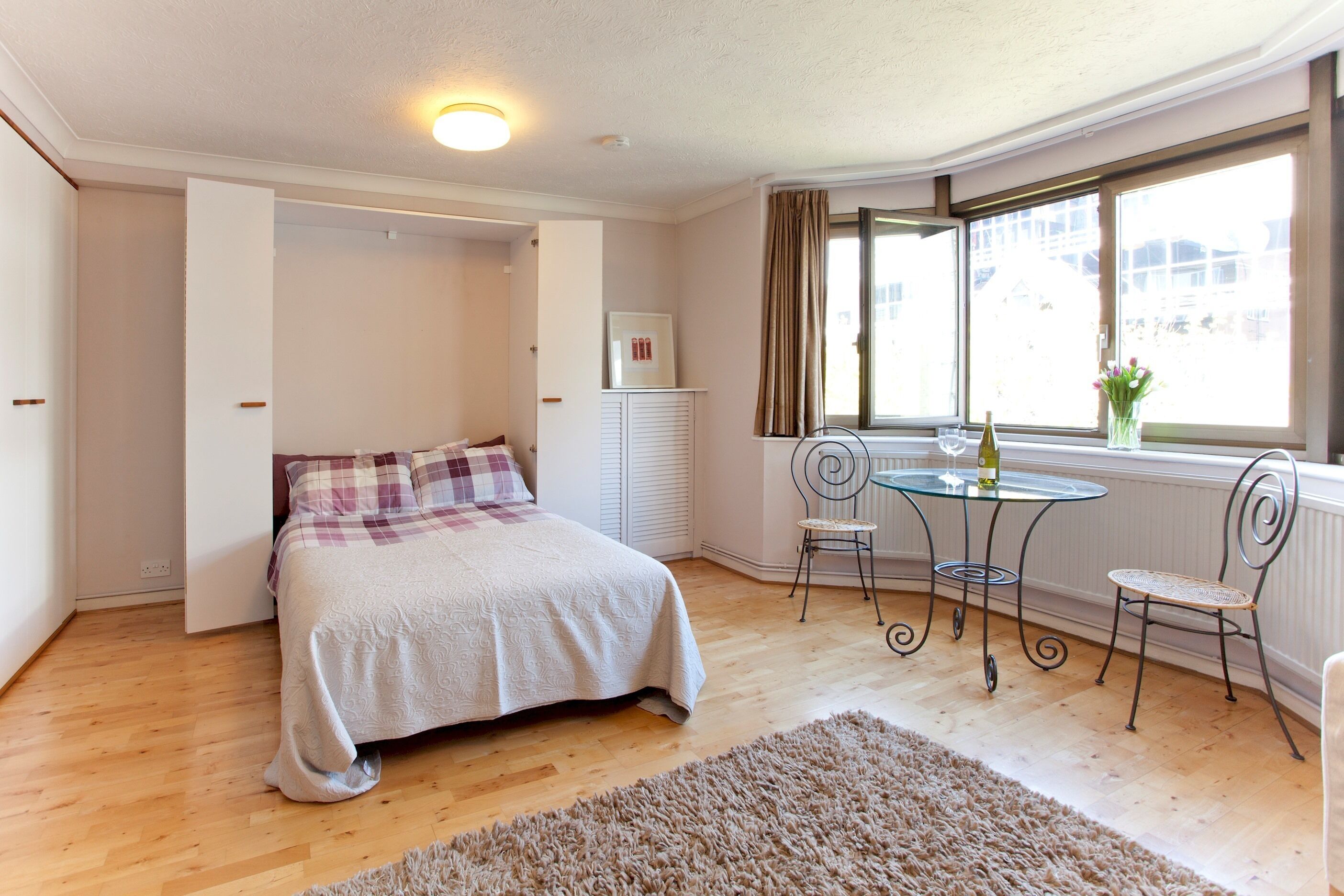 1 bedroom, soundproofing, iron/ironing board, travel crib