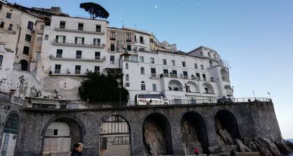 Nice apartment on the Amalfi Coast and close to the Path of the Gods
