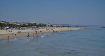 Residence Zoe, open space apartment, 150 meters from the sea, city center.