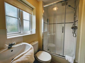 Shower, free toiletries, hair dryer, towels