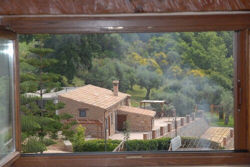 THE LANDS OF SAN LEONARDO, Luna