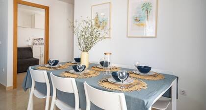 Moncofa Apartment for 8 A/C - Pool Access Seaside