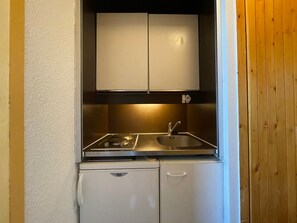 Fridge, microwave, coffee/tea maker