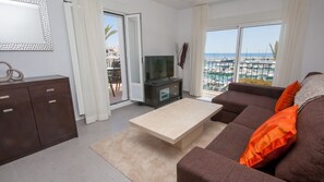 TV - La Dorada apartment 9.3.9 (Manilva)