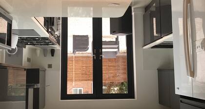 Tyylikäs, moderni, tilava, täysin kunnostettu loma