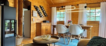 Höllenberghütte in Lug, with garden sauna, holiday home in the Palatinate Forest