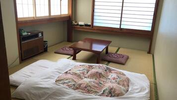 Down comforters, free WiFi, bed sheets