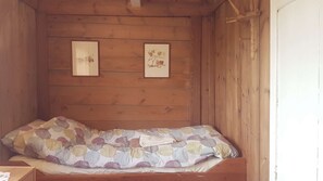 3 bedrooms, WiFi, bed sheets - The Real Faroese Experience (Skálavík)