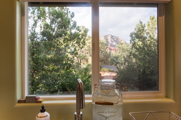 Interior - Private modern one-bedroom cottage in Sedona (Sedona)