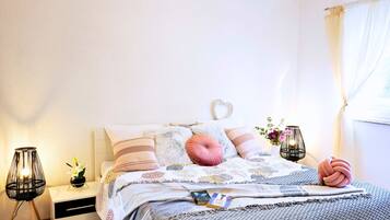 3 Schlafzimmer, Zimmersafe, Schreibtisch, schallisolierte Zimmer