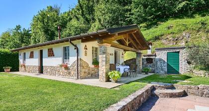 La Sella, Pescaglia, Lucca and Viareggio