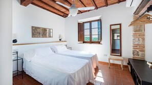 2 camere, accesso a Internet, lenzuola