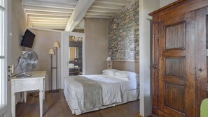3 bedrooms, Internet, bed sheets