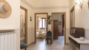 Séchoir à cheveux, serviettes fournies