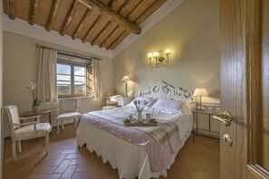 2 bedrooms, Internet, bed sheets