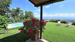 Property grounds - Le Ginestre, Montevarchi, Arezzo and Cortona (Montevarchi)