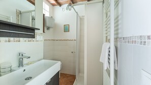 Hair dryer, towels - La Fontanella, Gaiole in Chianti, Siena and Chianti (Gaiole in Chianti)