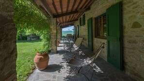 Terrace/patio - Poggio Landi, Bucine, Arezzo and Cortona (Bucine)