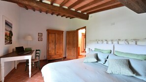 5 Schlafzimmer, Internetzugang, Bettwäsche