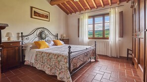 3 habitaciones, internet y ropa de cama 