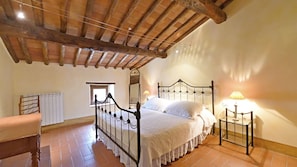 2 camere, accesso a Internet, lenzuola