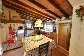 Dining - Il Casolare, Casa Grazia, Gambassi Terme, Florence and Chianti (Gambassi Terme)
