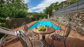 Outdoor dining - Ciacchieri, Gaiole in Chianti, Siena and Chianti (Gaiole in Chianti)
