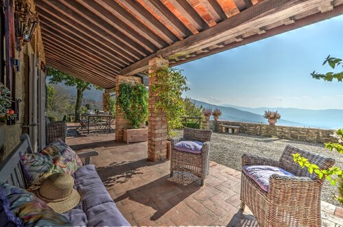 Villa Tegognano, Cortona, Arezzo and Cortona