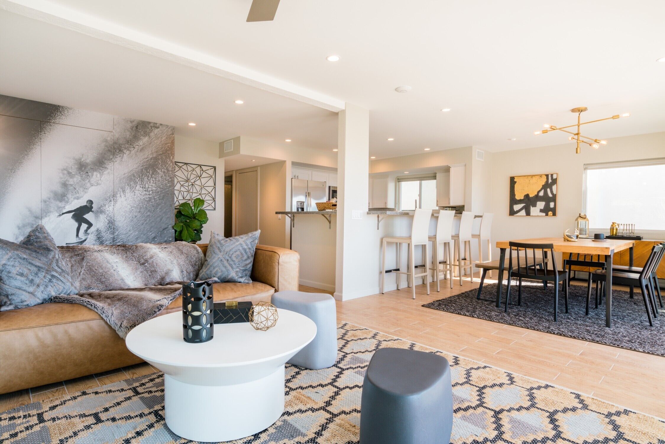 Large Ocean View Apt Balcony with Two King Suites