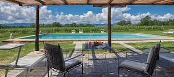 Villa dei Cavalli, Terranuova Bracciolini, Arezzo and Cortona