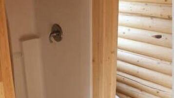 Dusch, hÄrtork och handdukar