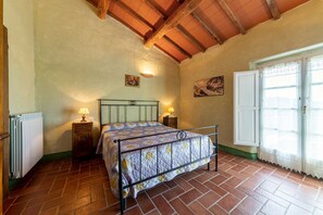 2 makuuhuonetta, Wi-Fi, vuodevaatteet