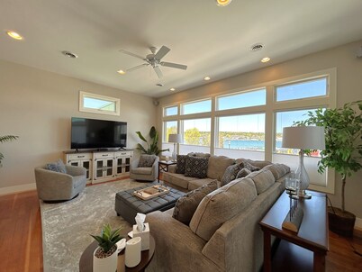 St Ignace Loft - Downtown St Ignace