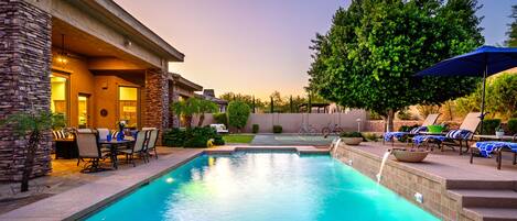 Et oppvarmet basseng