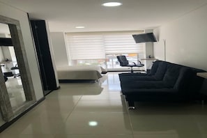 1 habitación, wifi y ropa de cama
