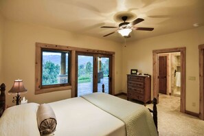 4 bedrooms, iron/ironing board, travel cot, free WiFi