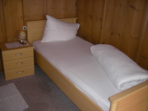 1 bedroom, WiFi, bed sheets - Single room 2 - Prantl Roswitha (Sölden)