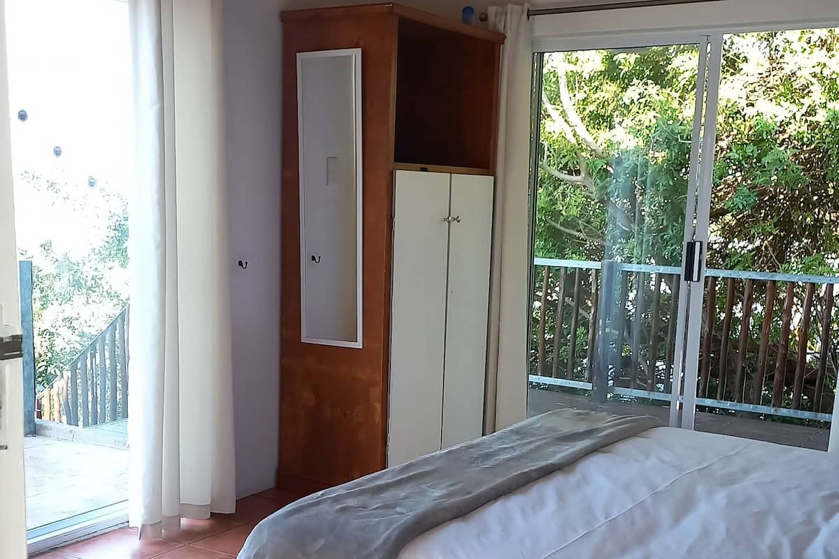 Iron/ironing board, free WiFi