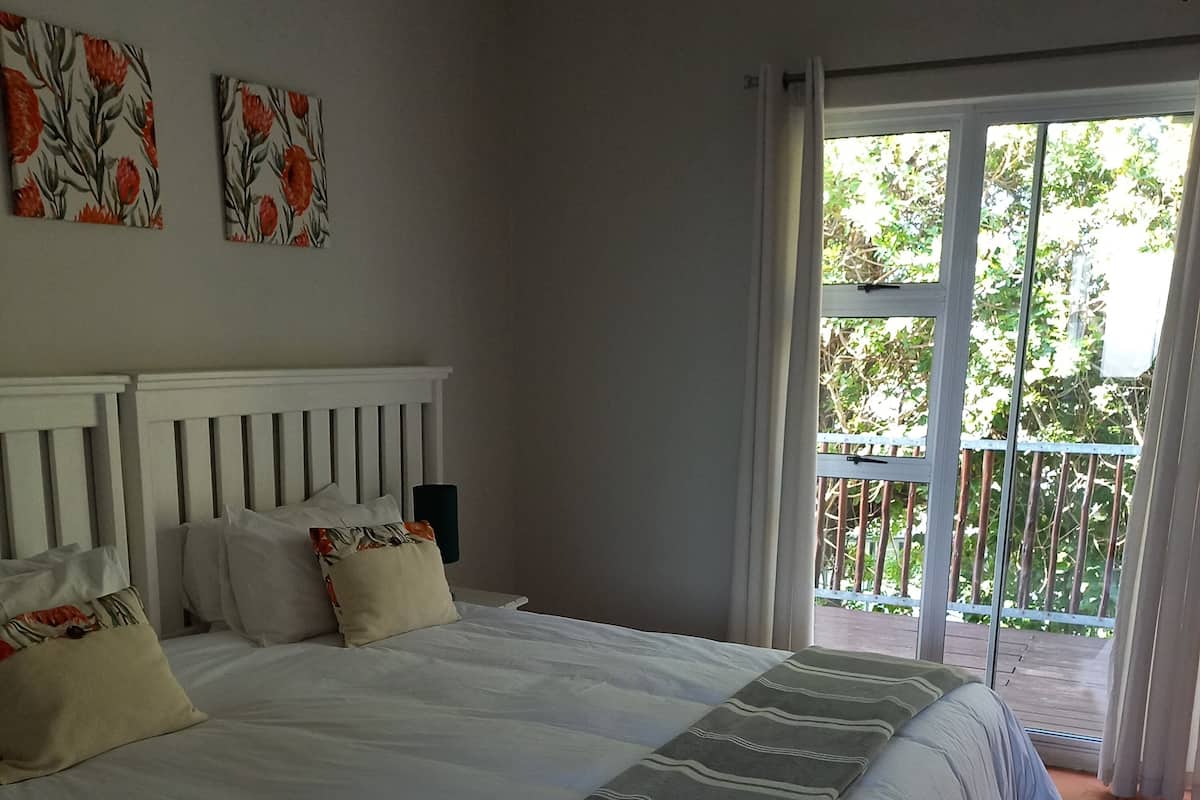 Standard Room | Iron/ironing board, free WiFi