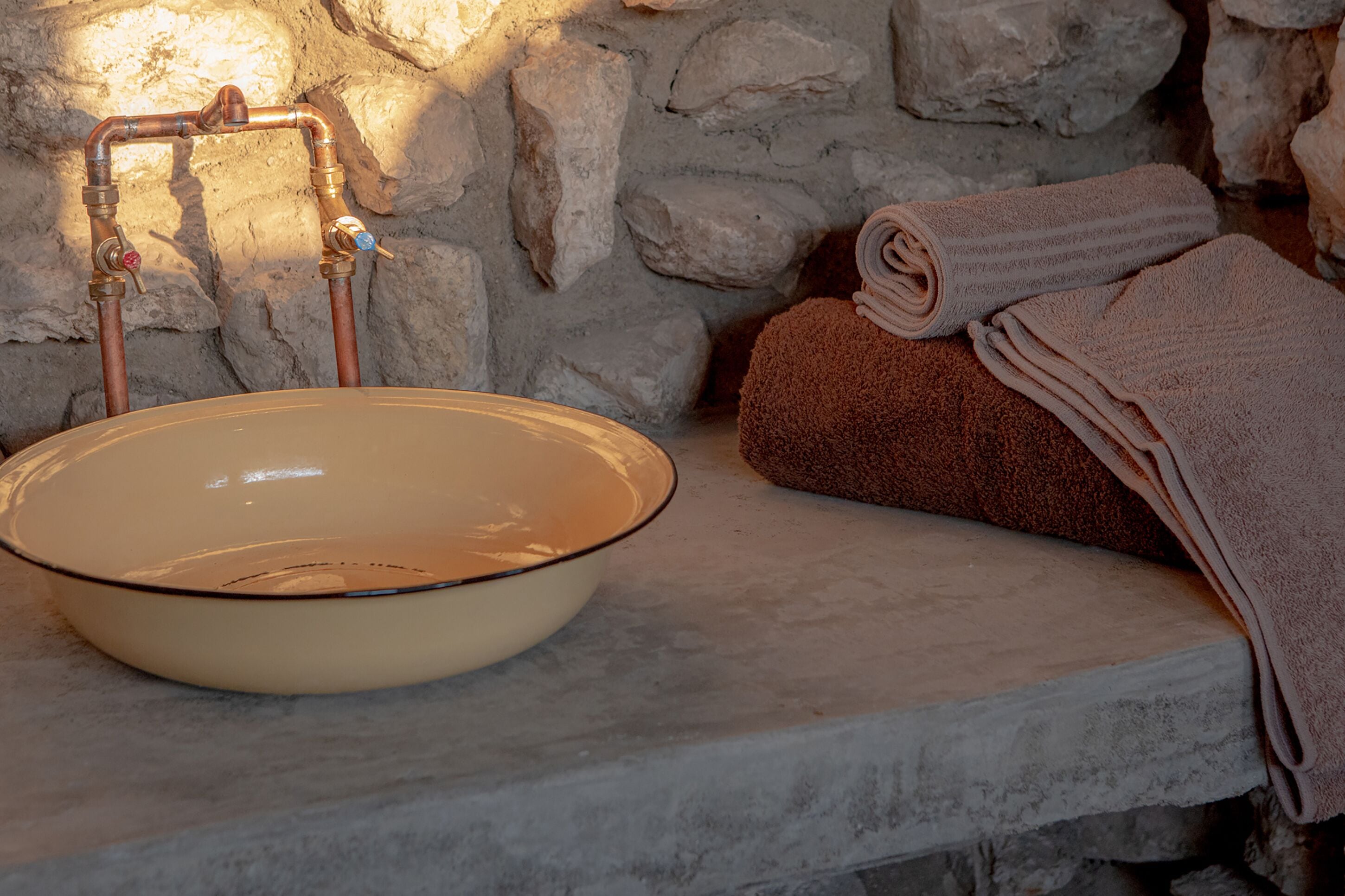 Individual Campsite | Wastafel kamar mandi